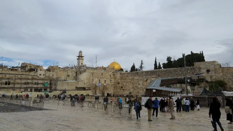 Ağlama Duvarı, El Aksa Camii, Emevi yapısı Kubbet ül Sahra,