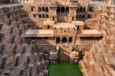 Chand Baori`nin ilginç mimarisi
