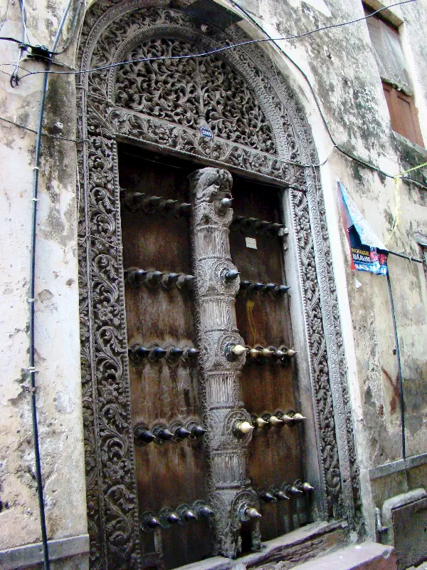 Zanzibar, fil korumalı sanat eseri kapılar