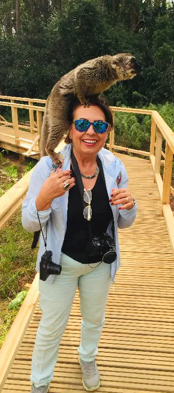 Sevimli lemurlarla samimiyet