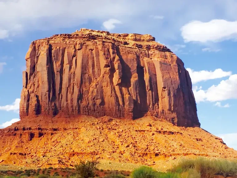 Monument Valley: Doğanın Anıtlar Vadisi