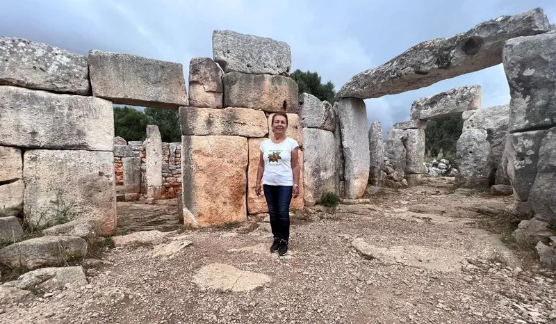 AKDENİZ’İN KÜÇÜK ADASI MENORCA 10 Menorca antik site 1