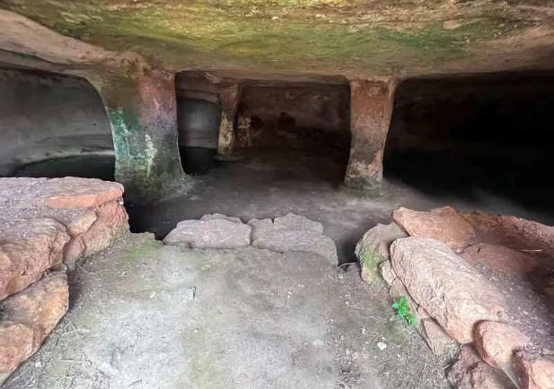 AKDENİZ’İN KÜÇÜK ADASI MENORCA 16 Menorca antik site 4